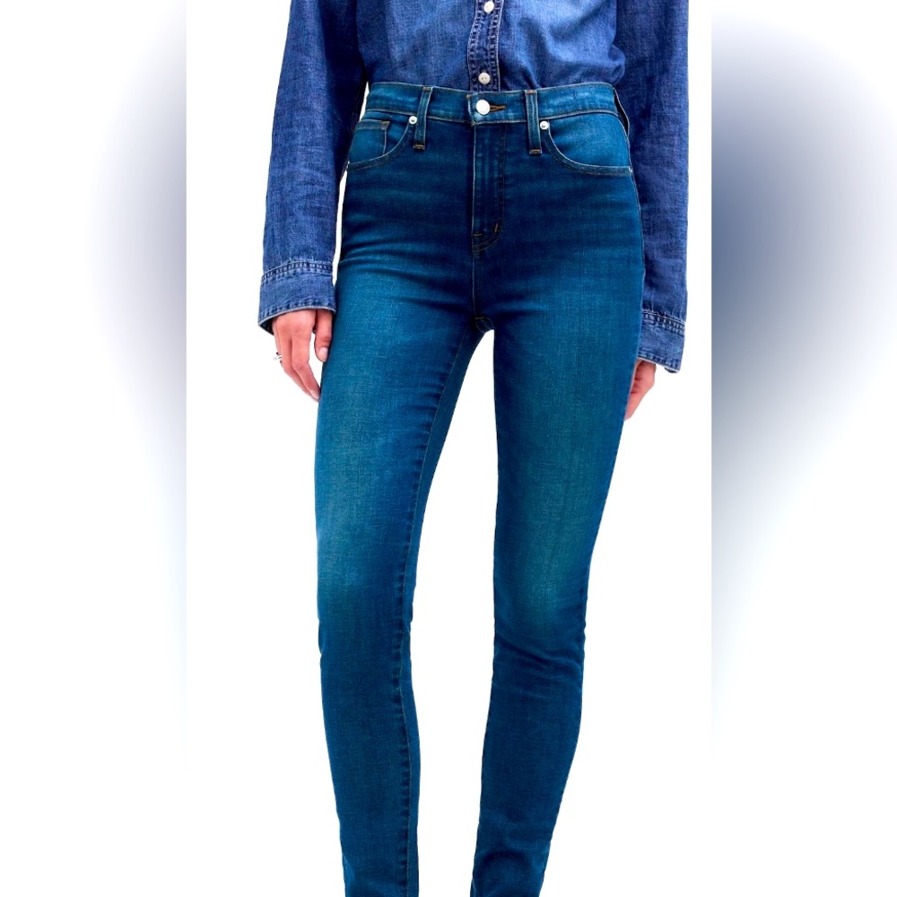 MADEWELL WOMENS JEANS. 10” High Rise Skinny.  Size 28. Black